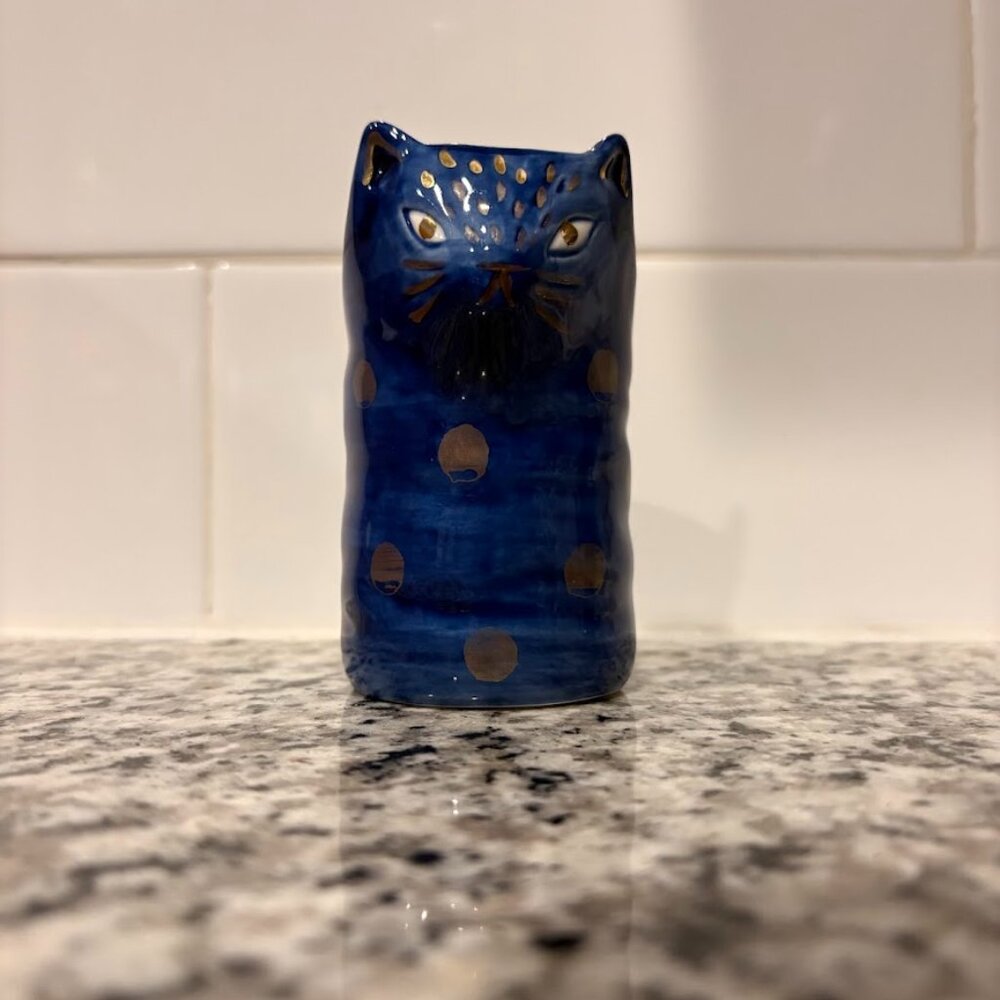 Anthropologie BIRDCANFOX Cat vase blue. EUC
